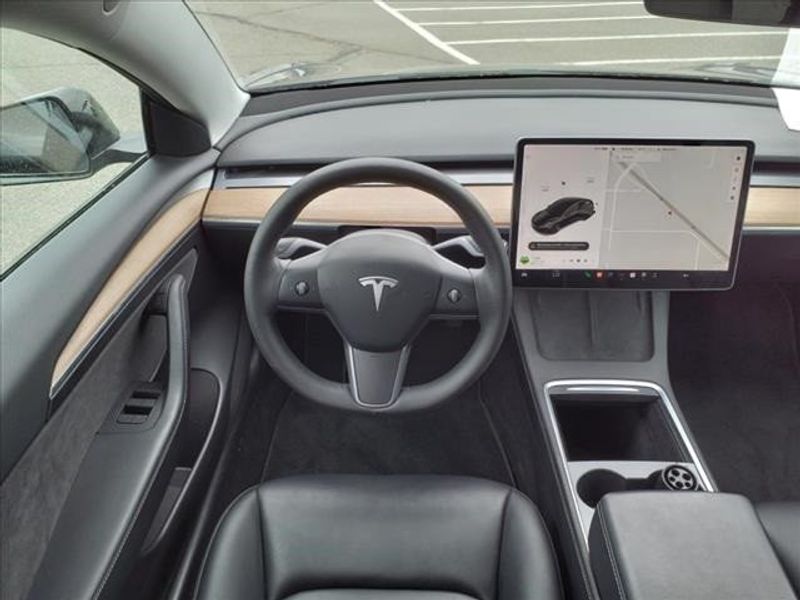2021 Tesla Model 3 Long RangeImage 5