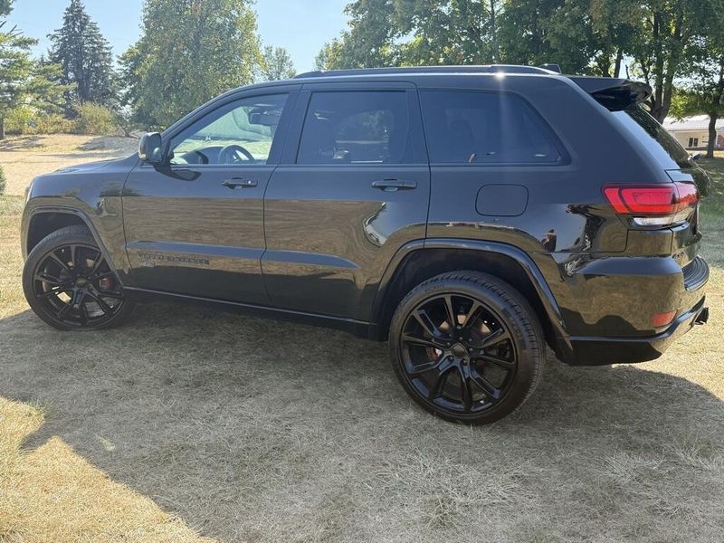 2016 Jeep Grand Cherokee Limited photo 6