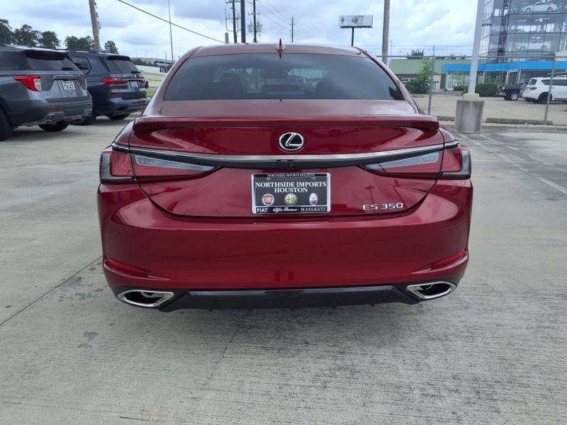 2022 Lexus ES 350 F SportImage 11