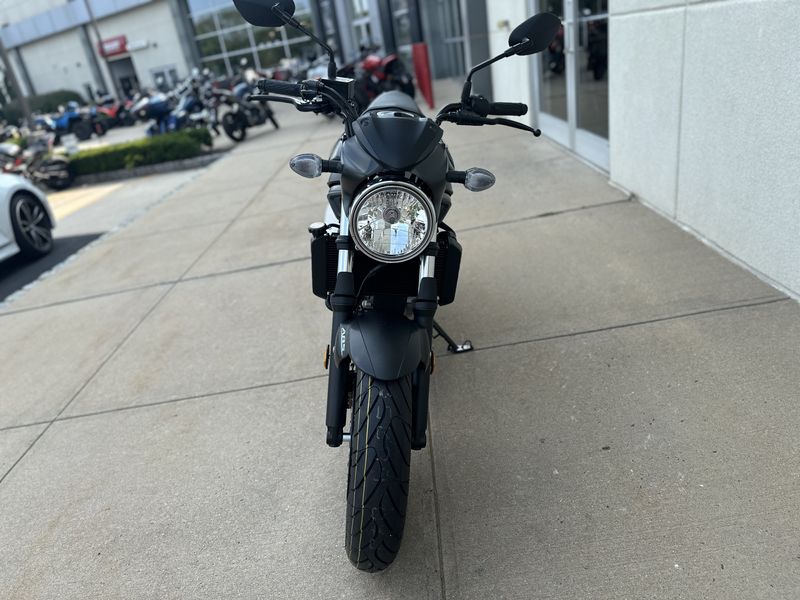 2024 Suzuki SV 650 ABS in a BLACK exterior color. Cross Country Powersports 732-491-2900 crosscountrypowersports.com 