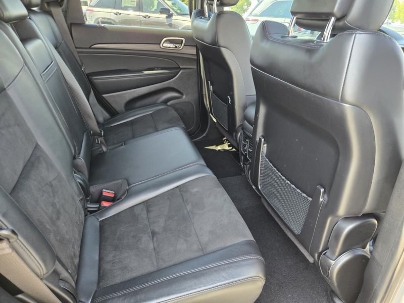 Used 2021 Jeep Grand Cherokee Laredo X 4x4