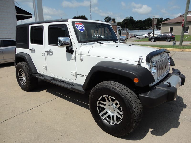 2013 Jeep Wrangler Unlimited SportImage 9