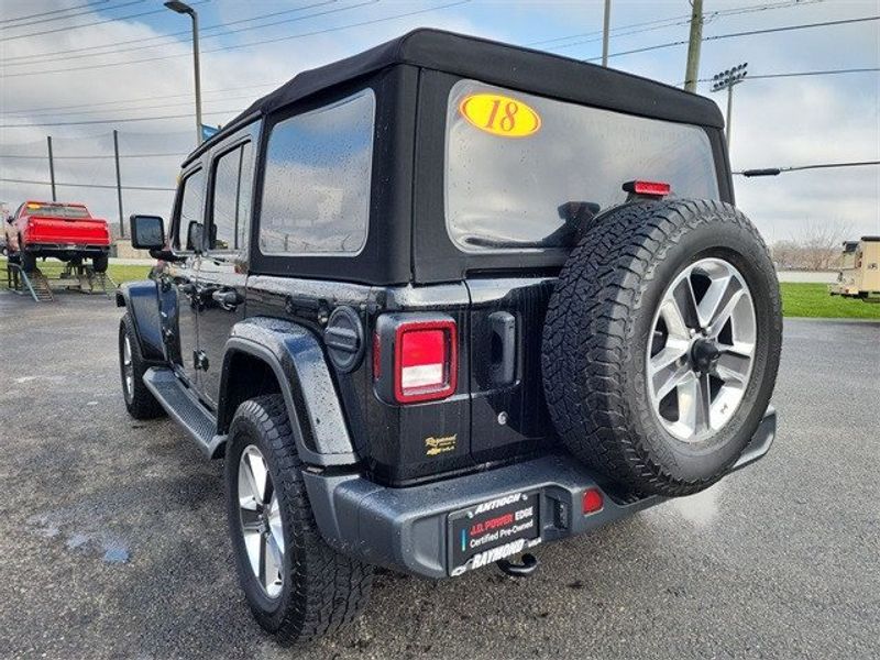 2018 Jeep Wrangler Unlimited SaharaImage 3