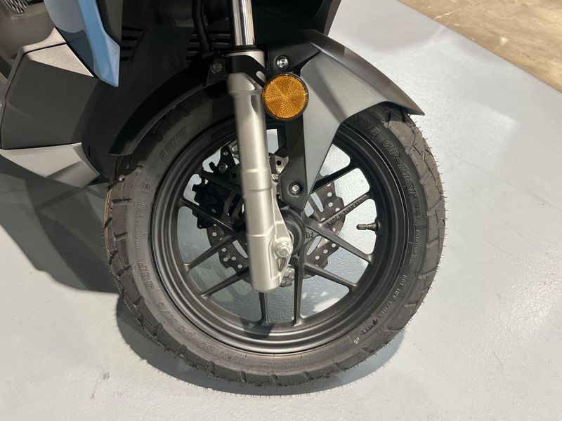 New 2025 Honda ADV160 Image 10