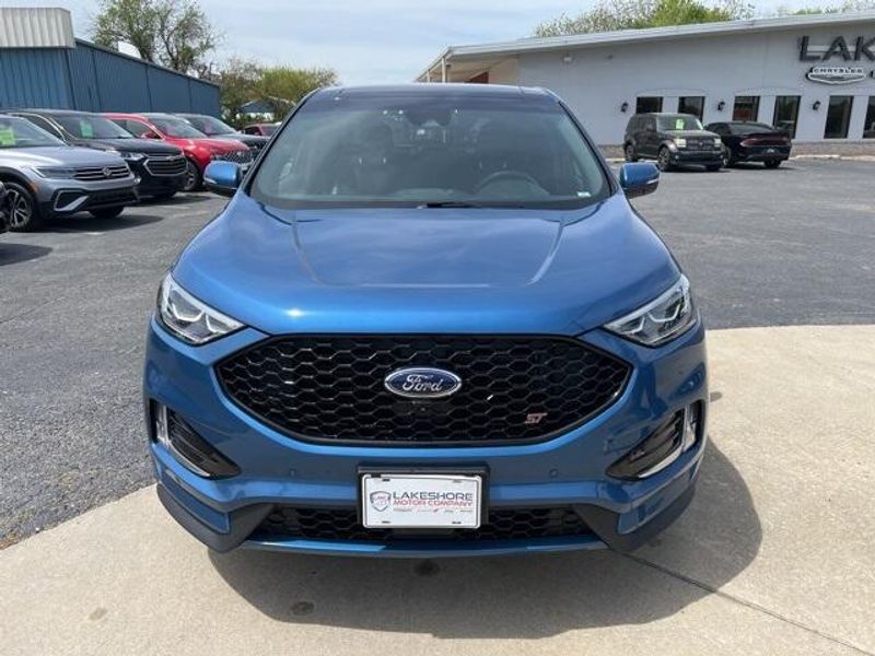 2020 Ford Edge STImage 2