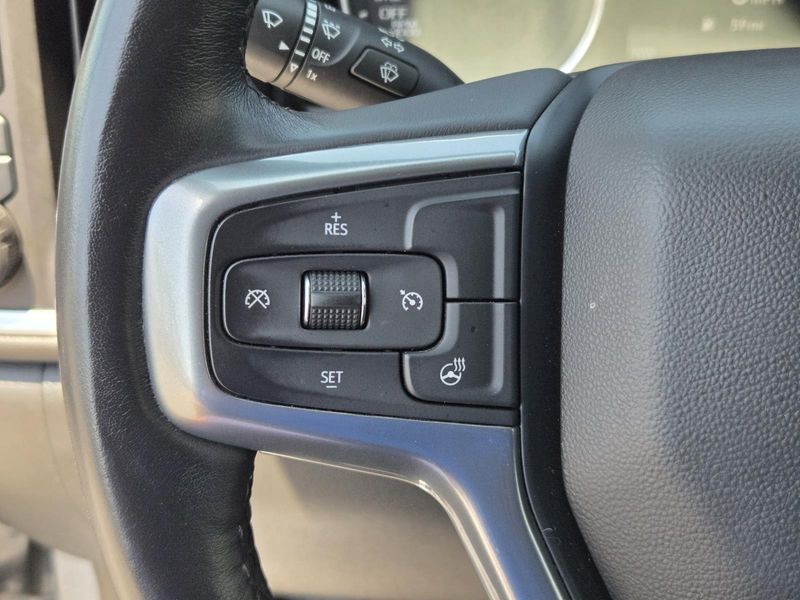 Used 2022 Chevrolet Silverado 1500 LTD 2WD Crew Cab 147 LT