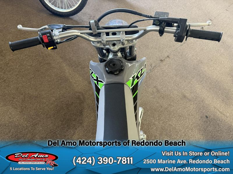 2024 Kawasaki KLX 140R Image 11