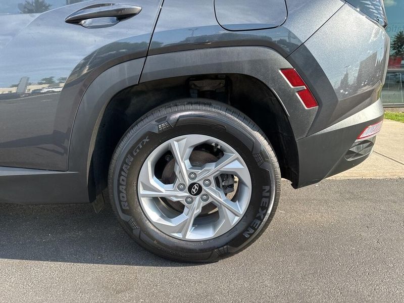 2022 Hyundai Tucson SELImage 14