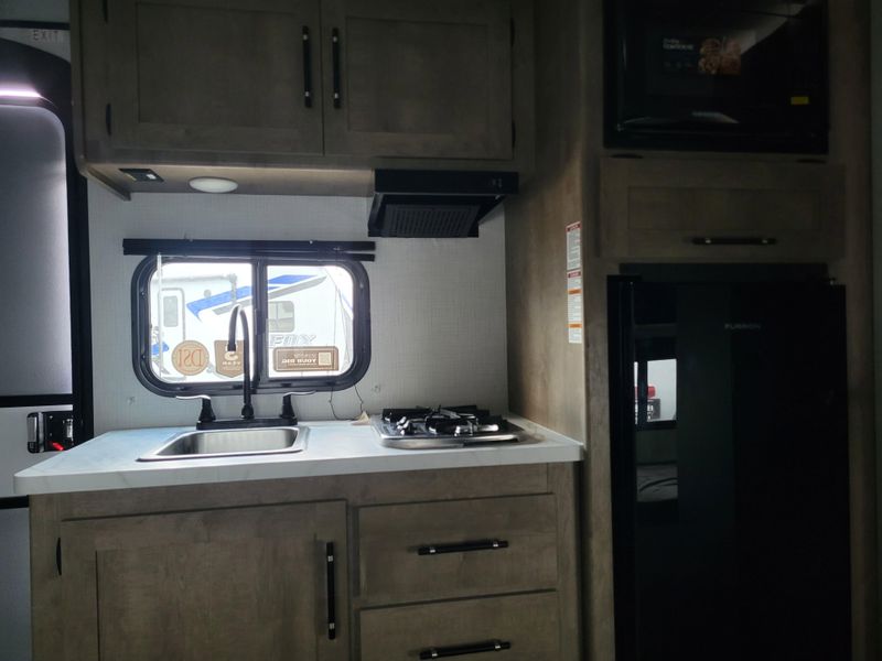 New 2026 KEYSTONE Springdale 1610BHImage 11
