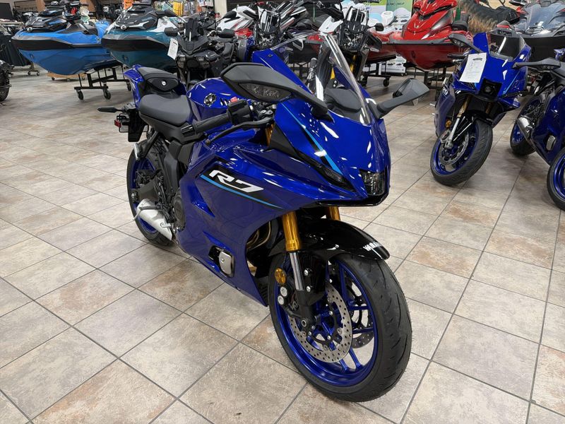 New 2026 Yamaha YZF-R7 Image 11