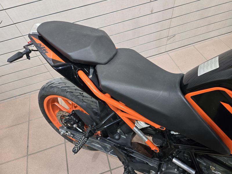 2021 KTM DUKE 200 Image 10