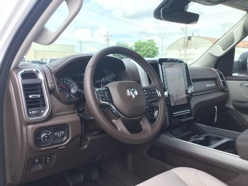 2025 RAM 1500 Laramie Crew Cab 4x4 5