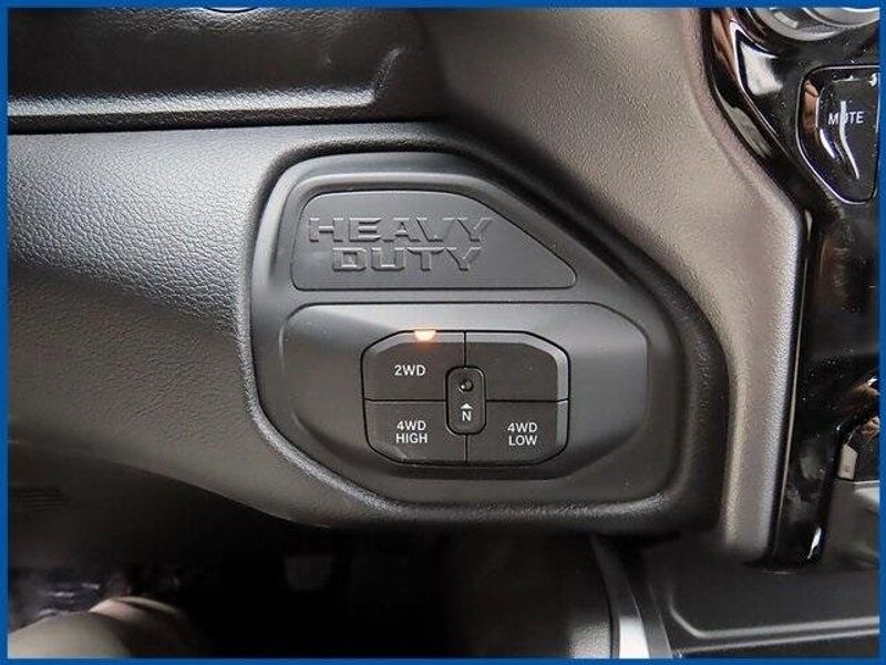 2025 RAM 2500 Big HornImage 17