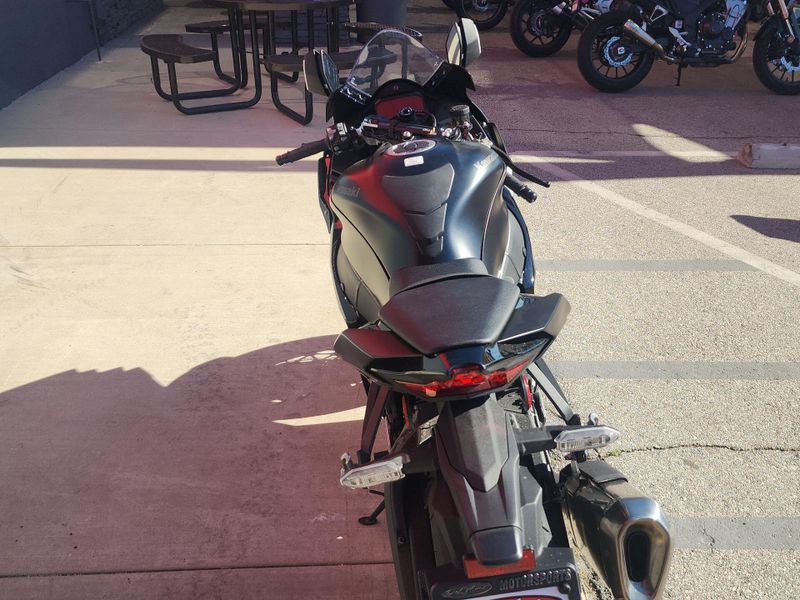 Used 2025 Kawasaki NINJA ZX-10 Image 13