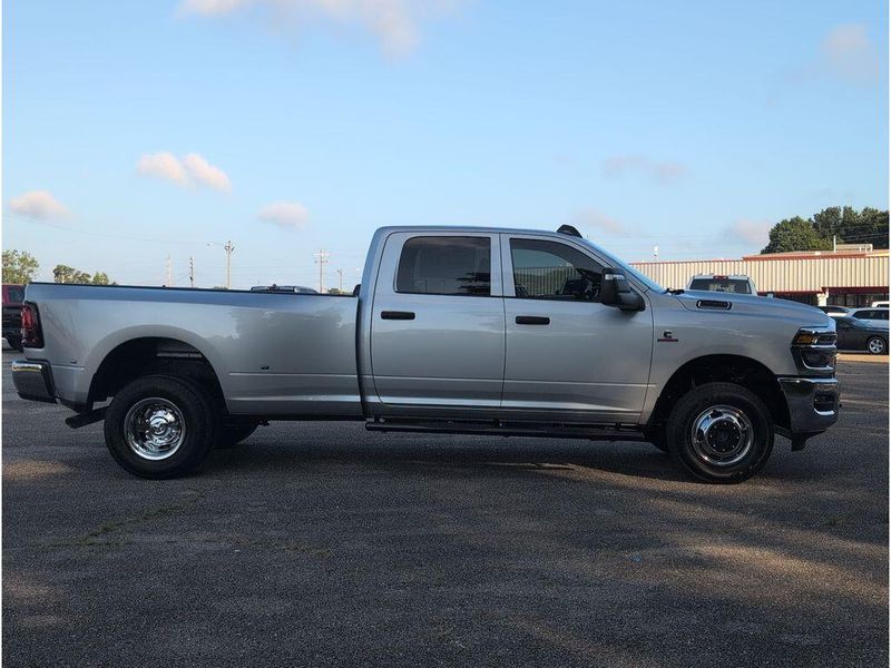 New 2026 RAM 3500 Tradesman Crew Cab 4x4 8