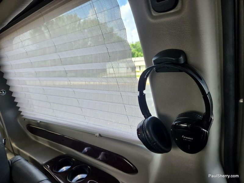 2011 Chevrolet Express 1500 Image 39