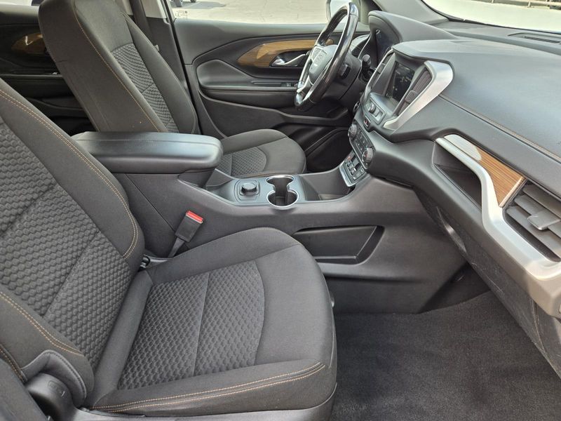 Used 2019 GMC Terrain FWD 4dr SLE