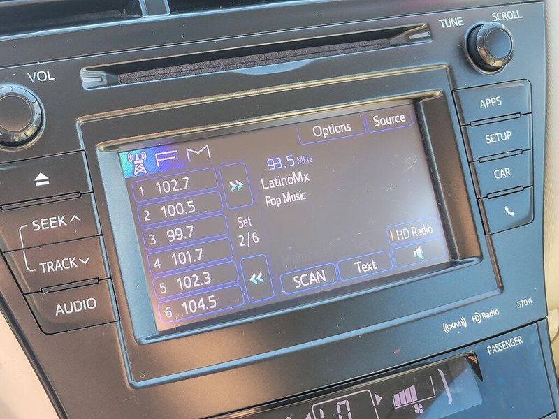 2012 Toyota Prius V Two photo 15