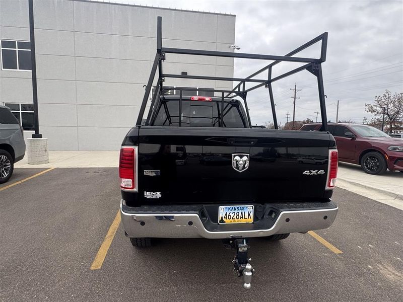 2014 Ram 2500 Laramie photo 4