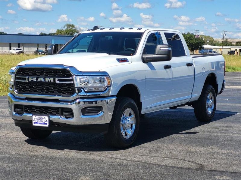 2024 RAM 2500 Tradesman Crew Cab 4x4 6