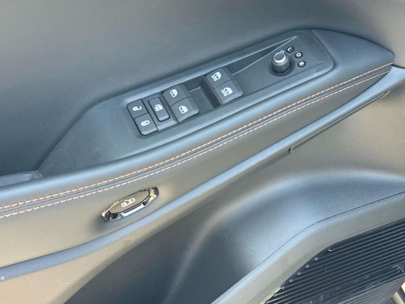 New 2026 Jeep Cherokee Limited 4x4