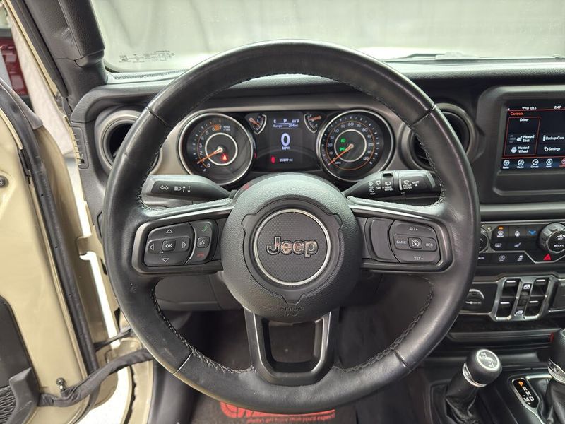 Used 2022 Jeep Wrangler Unlimited WillysImage 9