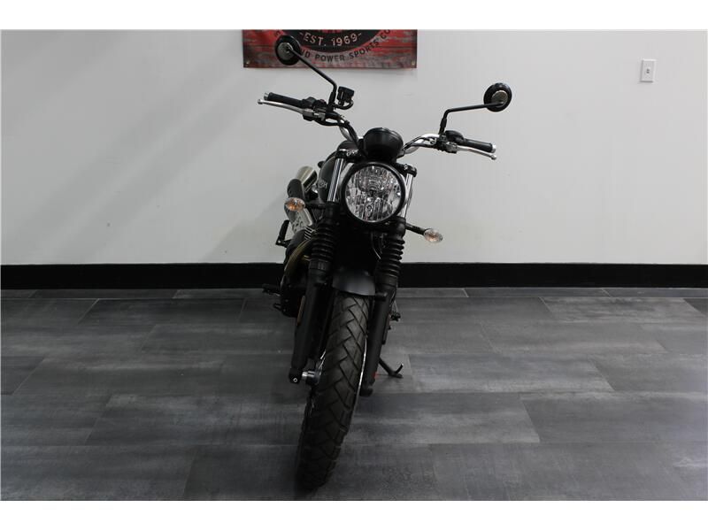 2020 Triumph STREET SCRAMBLER 900 Image 2