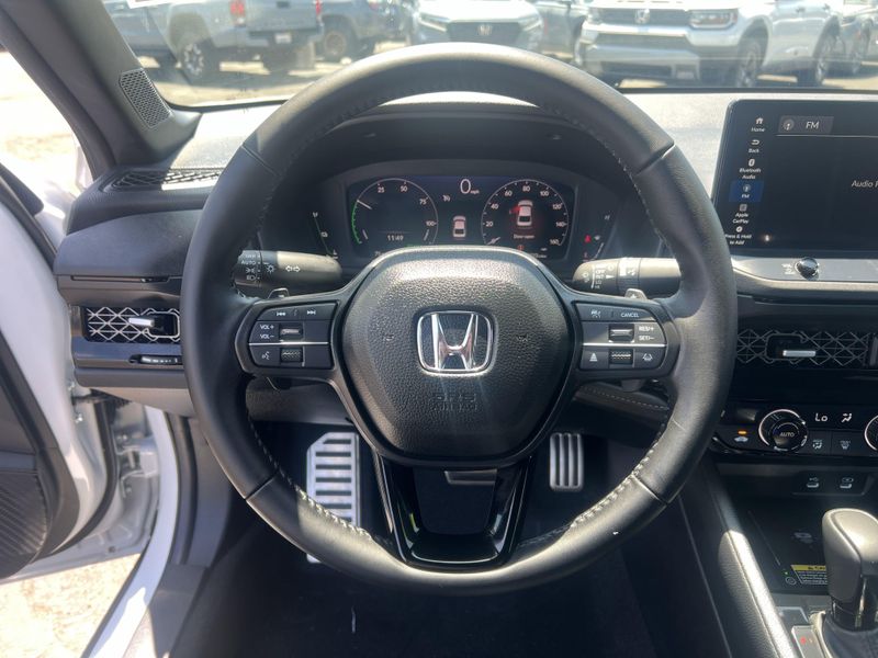 New 2025 Honda Accord Hybrid SportImage 10