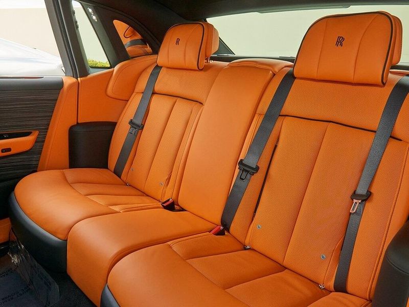 2025 Rolls-Royce Phantom Image 19