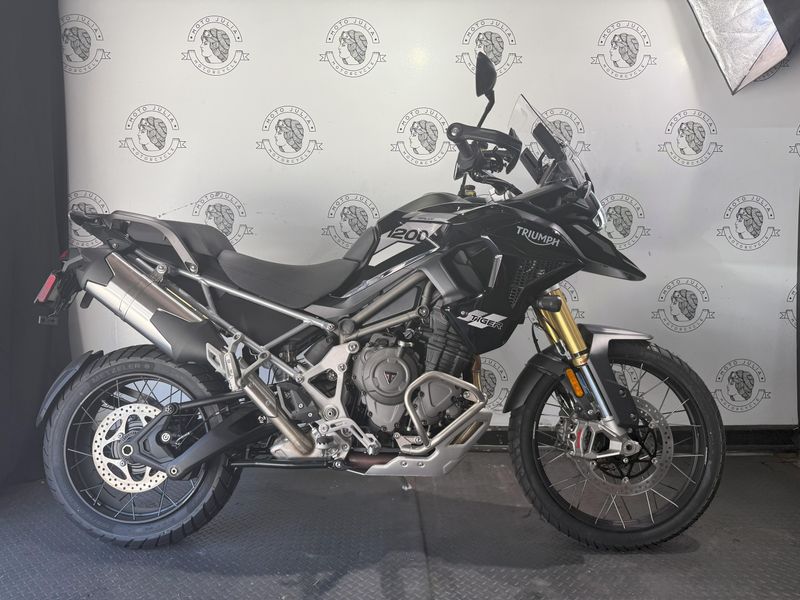2025 Triumph TIGER 1200 RALLY PRO 