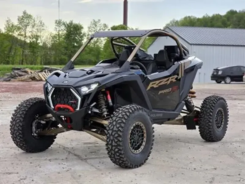 NEW 2025 POLARIS RZR PRO R ULTIMATE Image 6