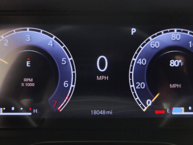 Used 2025 Jeep Grand Cherokee L V6 Laredo 4X4 w/Luxury Tech & Tow PkgImage 27