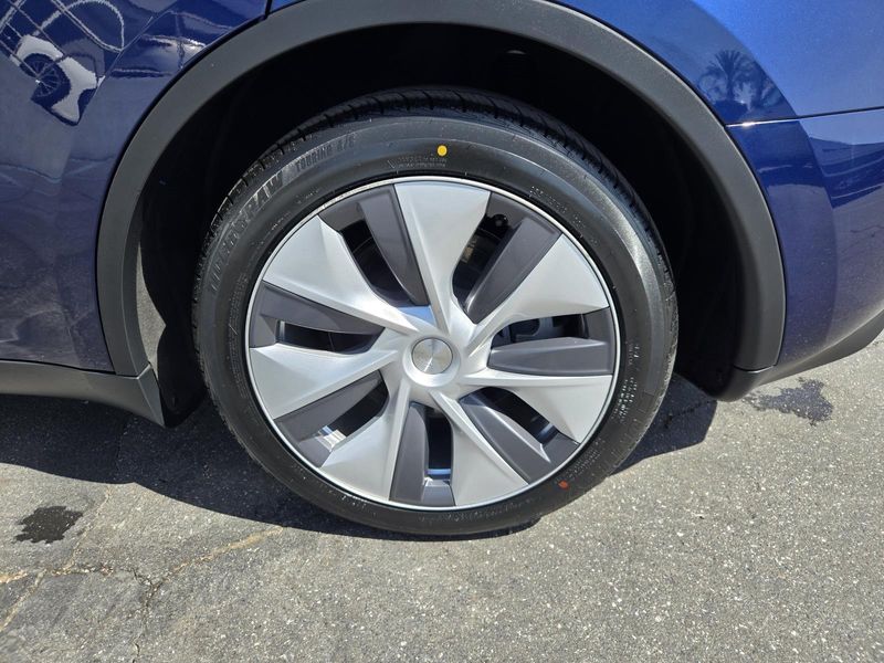Used 2023 Tesla Model Y RWD