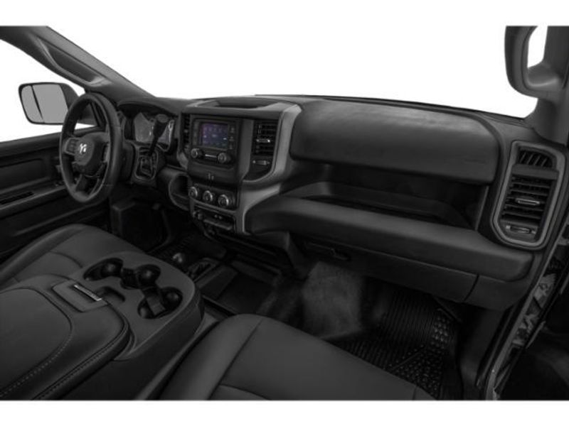 2022 RAM 2500 Tradesman Crew Cab 4x2 8