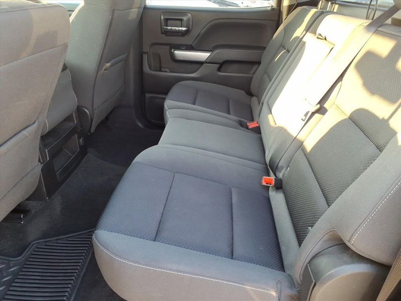 Used 2018 Chevrolet Silverado 1500 LTImage 16