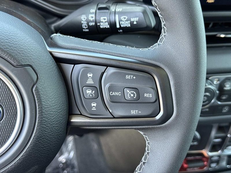 New 2026 Jeep Wrangler 4-door Rubicon