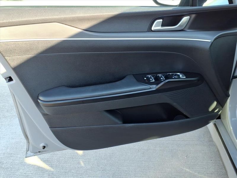 Used 2022 Kia K5 GT-LineImage 17