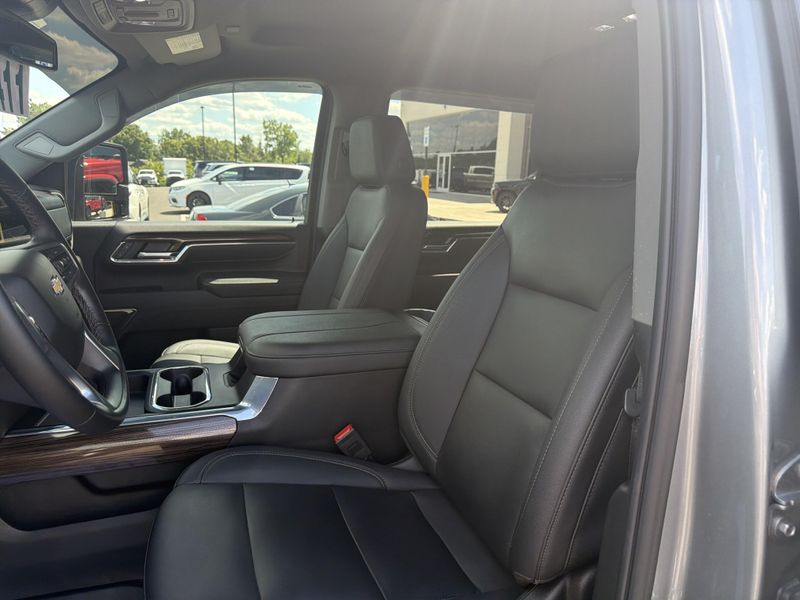 Used 2024 Chevrolet Silverado 3500HD LTImage 33