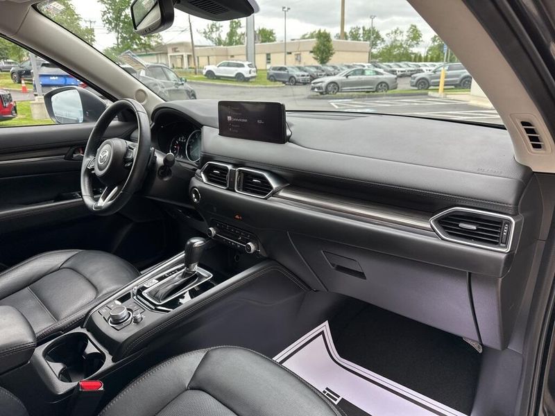 2023 Mazda CX-5 2.5 S Premium PackageImage 17