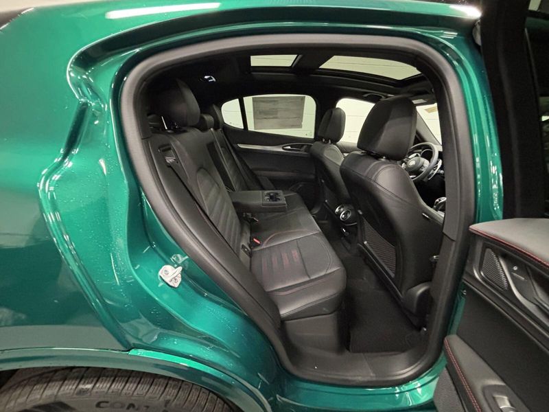 2025 Alfa Romeo Stelvio Tributo Italiano AwdImage 14