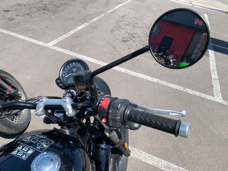 Used 2022 Triumph Street Twin Base Image 16