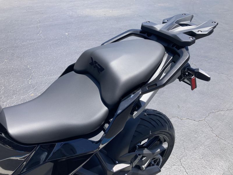 2025 BMW S 1000 XR 