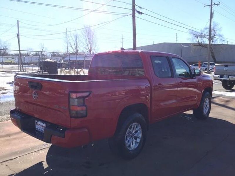 2024 Nissan Frontier SVImage 5