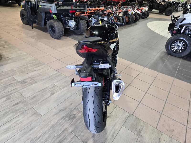 NEW 2026 KAWASAKI NINJA ZX6R ABS Image 8