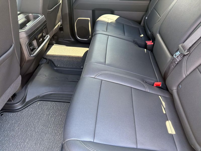 Used 2024 Chevrolet Silverado 3500HD LTImage 27