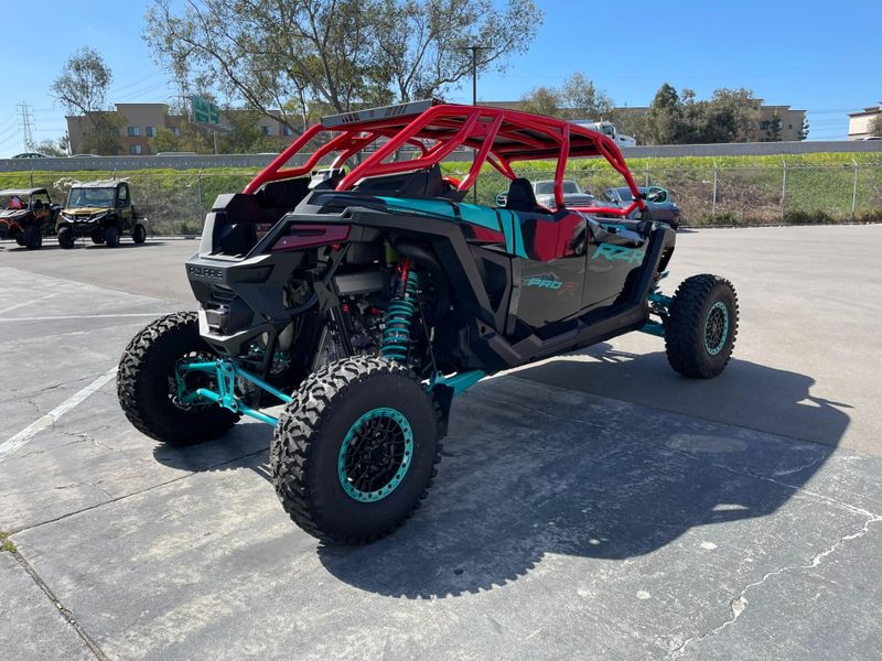 New 2025 Polaris RZR PRO R 4 ULTIMATE - PRO ARMOR Image 18
