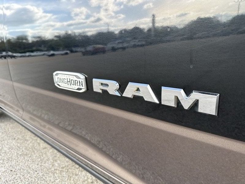 2019 RAM 2500 Laramie LonghornImage 53