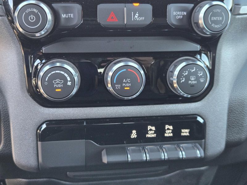 New 2026 RAM 1500 Tradesman Crew Cab 4x2 5'7' Box