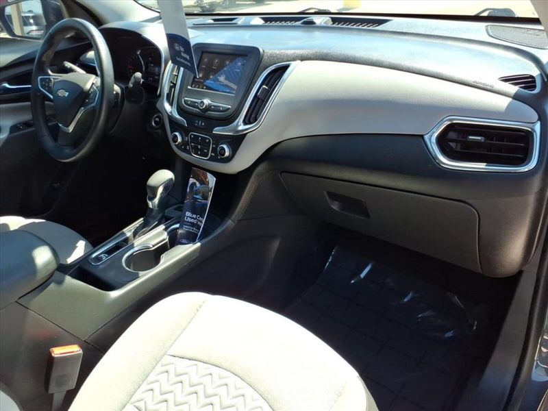 2023 Chevrolet Equinox LT photo 5