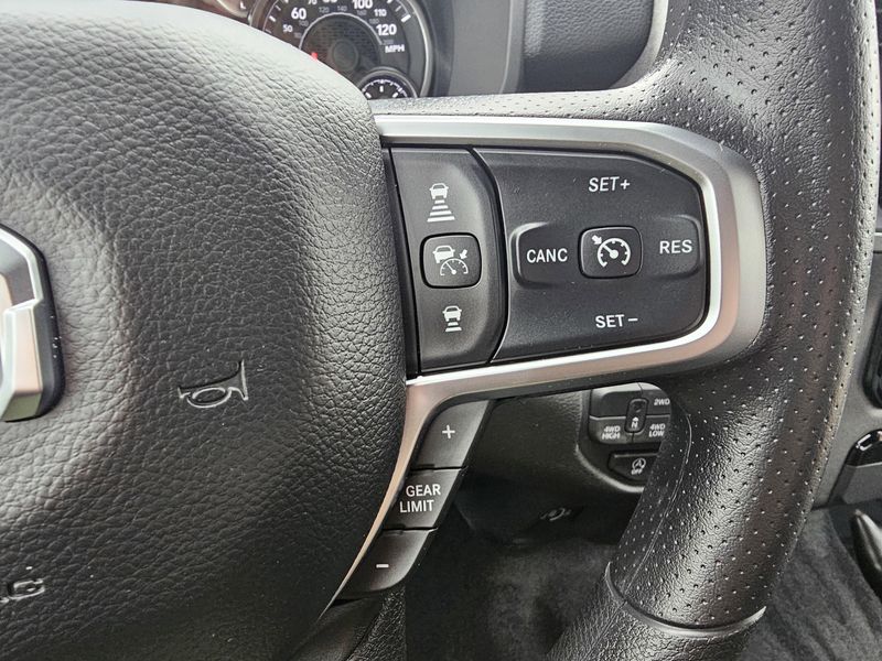 2025 RAM 1500 TradesmanImage 20